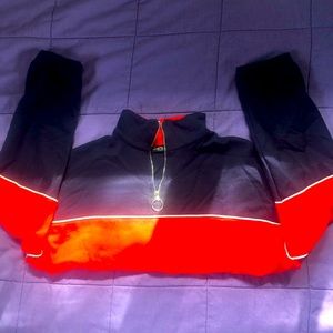 Super cute quarter zip super trendy